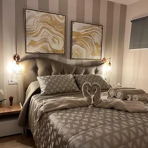  Apartment Luxury Fronte Piscina Mareverde A&v